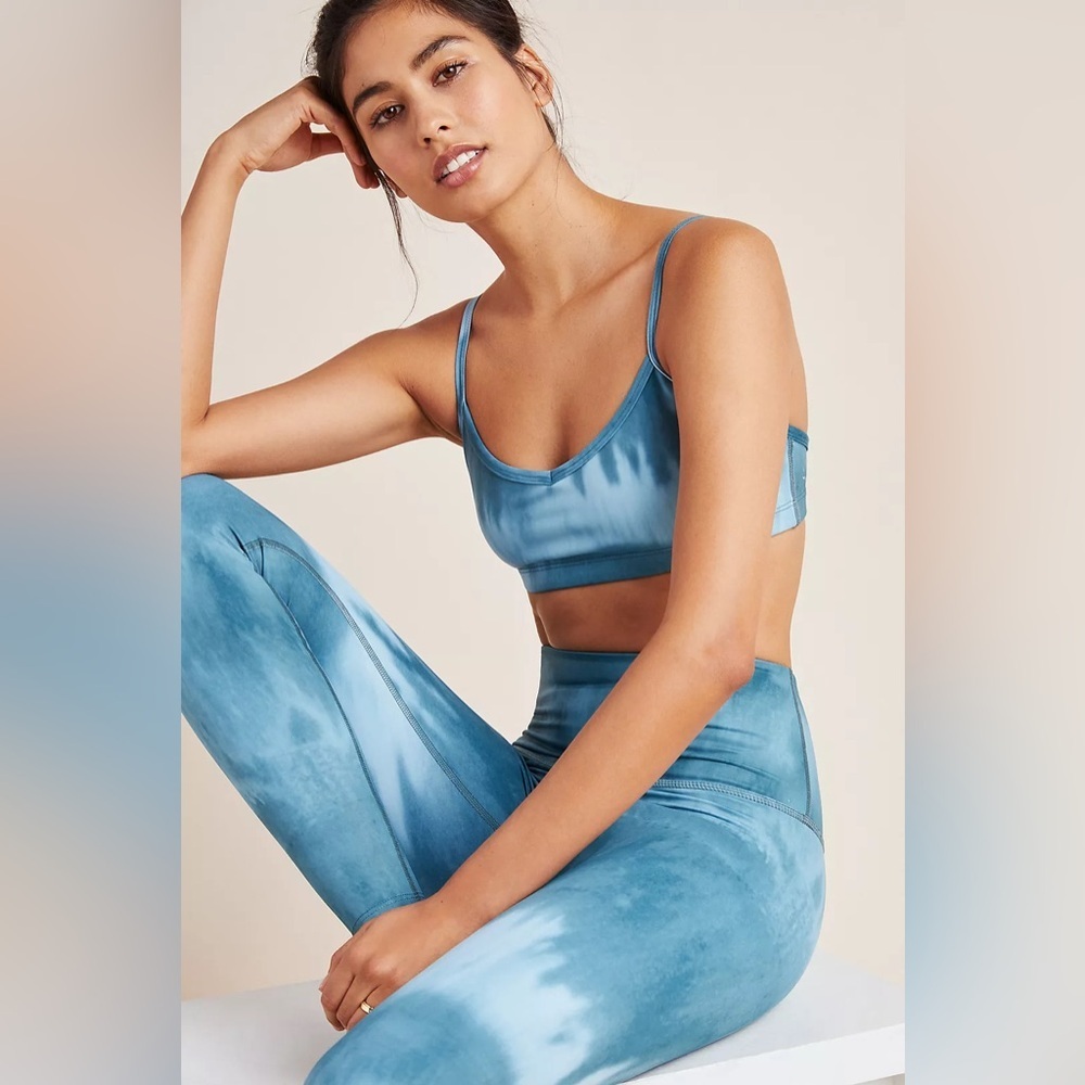 Beyond Yoga Lux Sports Bra​​